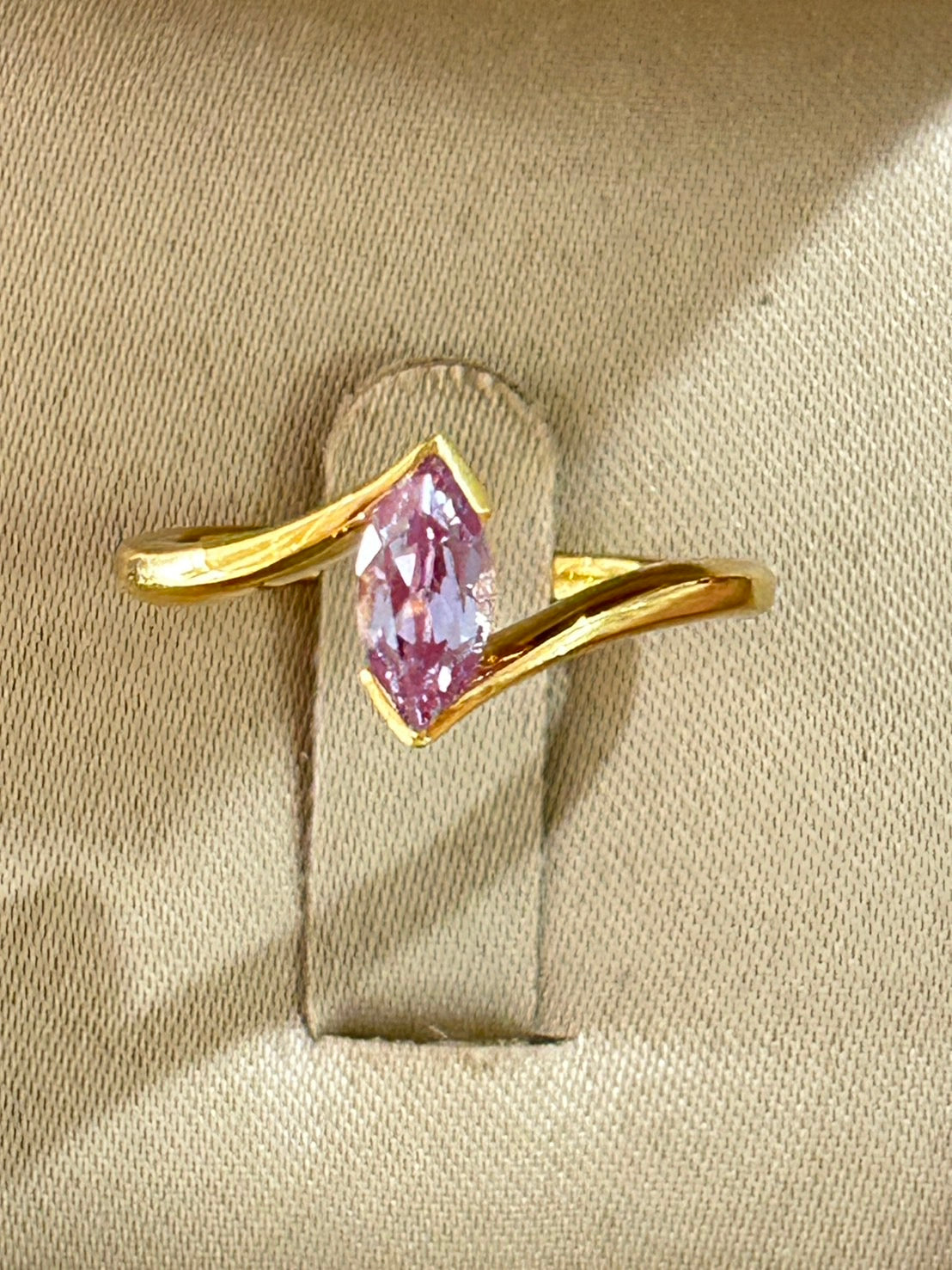 Lab-Grown 0.82ct Alexandrite Marquise Ring in 14K Yellow Gold Plating